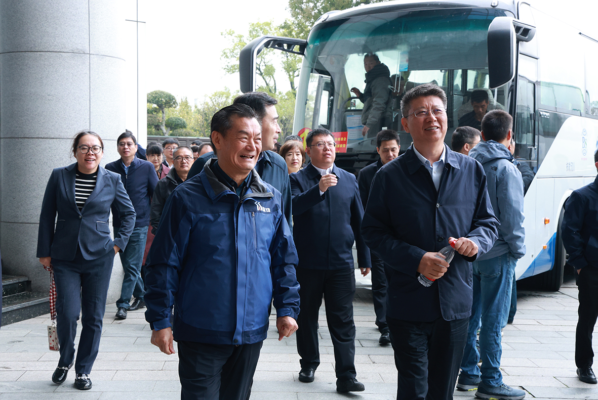 77���� �C ȫ����ȫ����̬�ȵ���������ֱ��ƽ̨