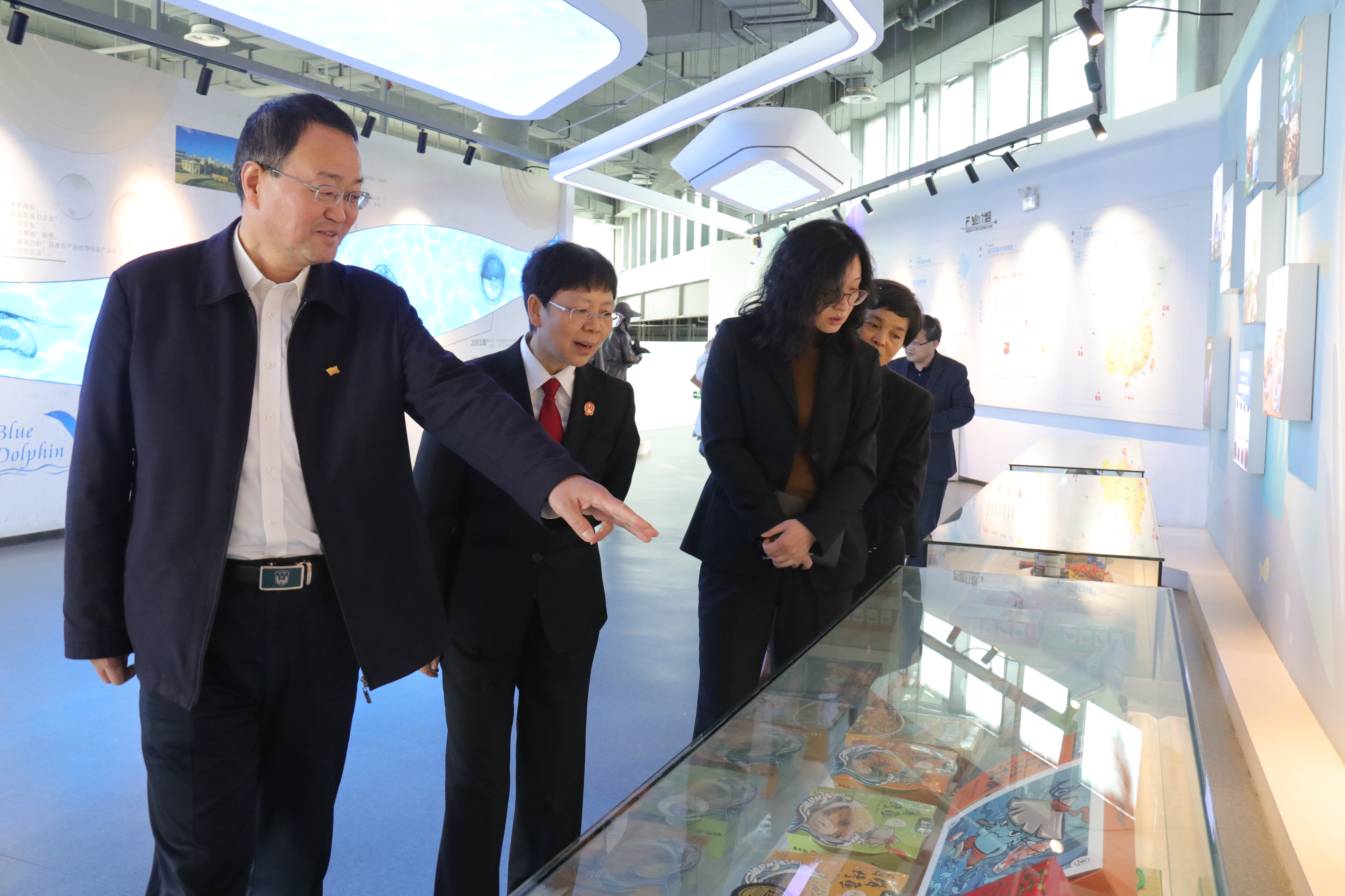 77���� �C ȫ����ȫ����̬�ȵ���������ֱ��ƽ̨