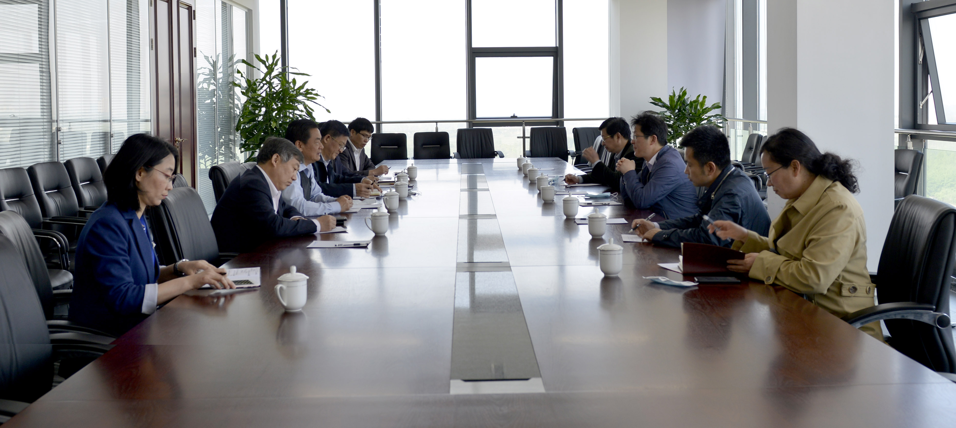 77���� �C ȫ����ȫ����̬�ȵ���������ֱ��ƽ̨