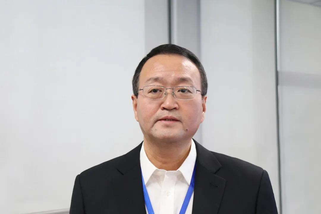 77���� �C ȫ����ȫ����̬�ȵ���������ֱ��ƽ̨