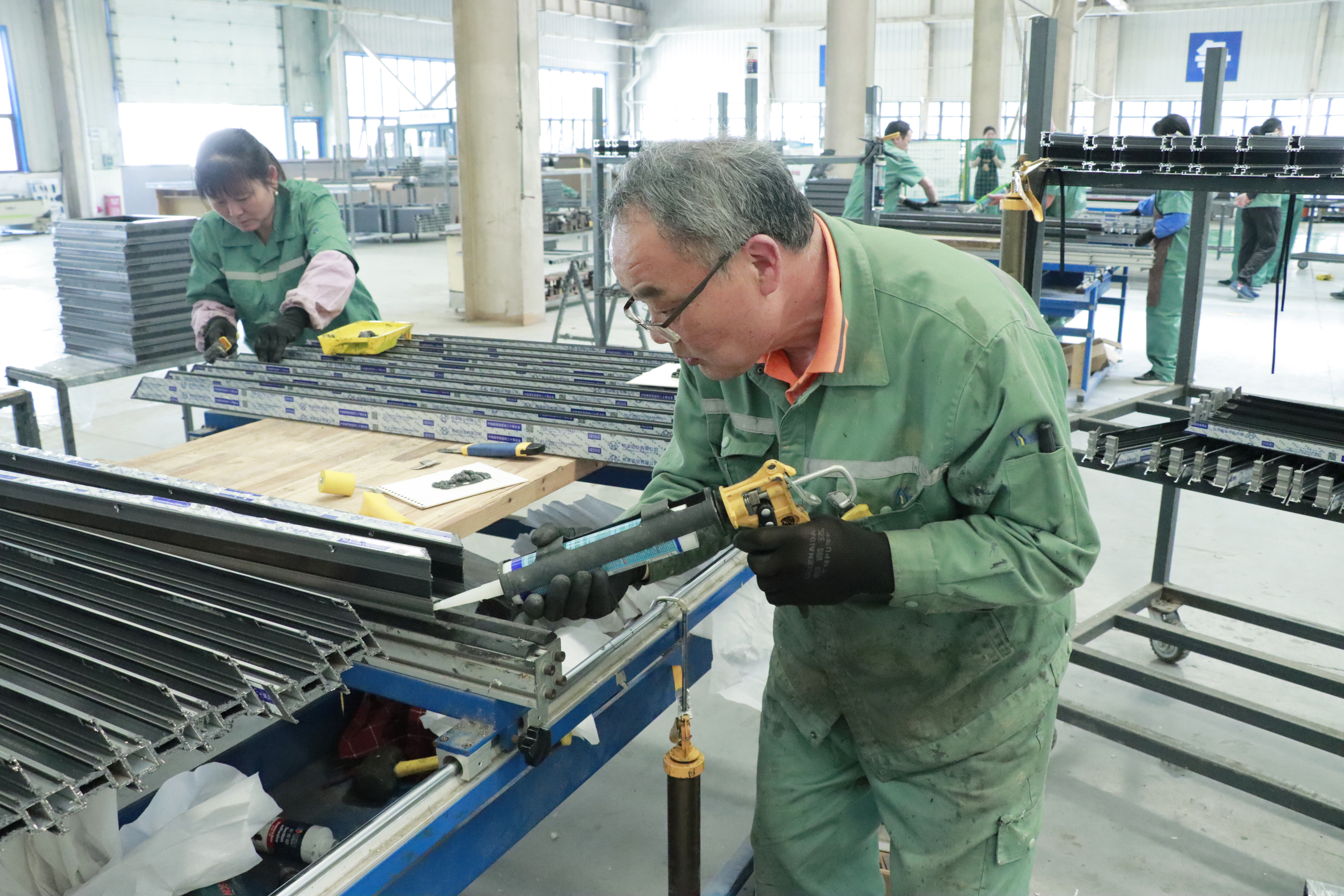 77���� �C ȫ����ȫ����̬�ȵ���������ֱ��ƽ̨