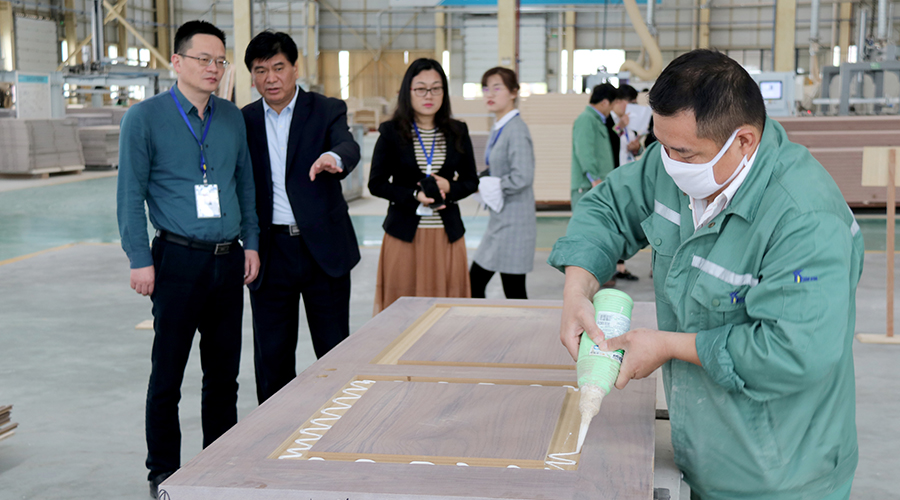 77���� �C ȫ����ȫ����̬�ȵ���������ֱ��ƽ̨