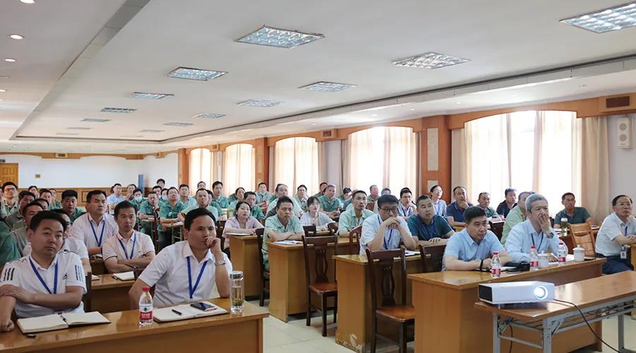 77���� �C ȫ����ȫ����̬�ȵ���������ֱ��ƽ̨