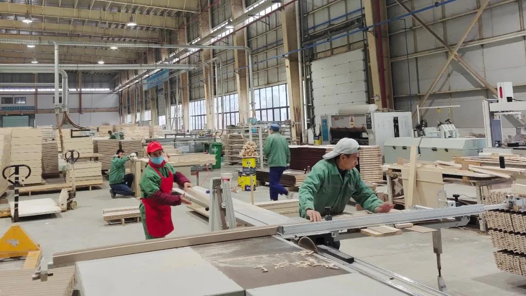 77���� �C ȫ����ȫ����̬�ȵ���������ֱ��ƽ̨