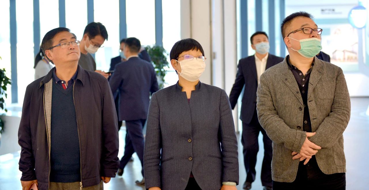 77���� �C ȫ����ȫ����̬�ȵ���������ֱ��ƽ̨