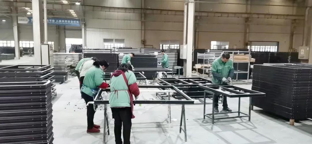 77���� �C ȫ����ȫ����̬�ȵ���������ֱ��ƽ̨