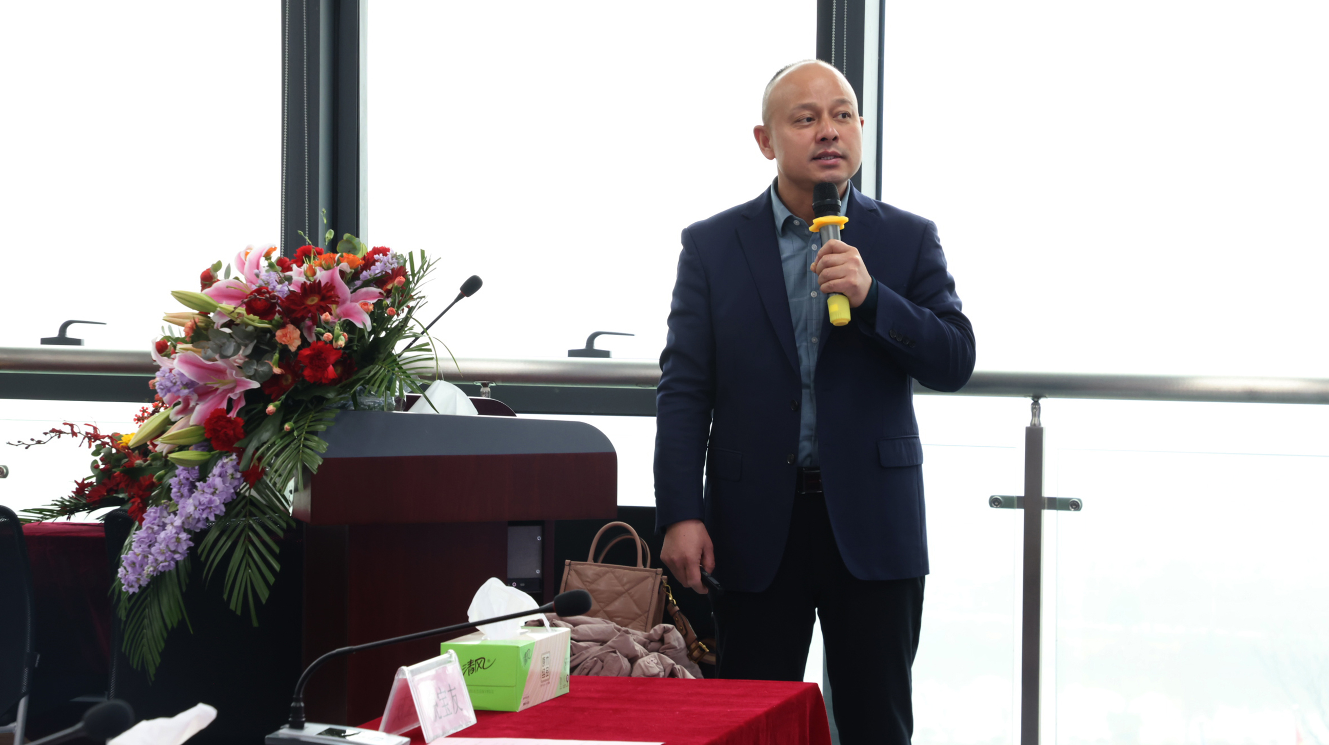 77���� �C ȫ����ȫ����̬�ȵ���������ֱ��ƽ̨