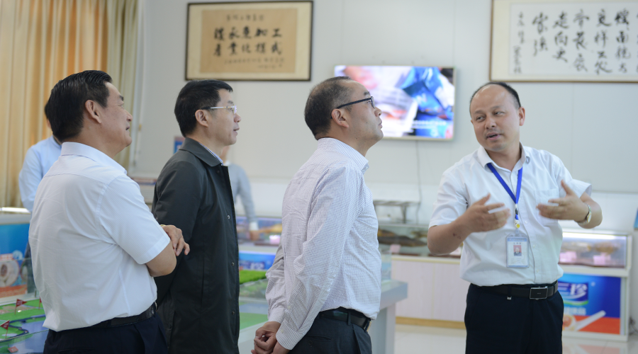 77���� �C ȫ����ȫ����̬�ȵ���������ֱ��ƽ̨