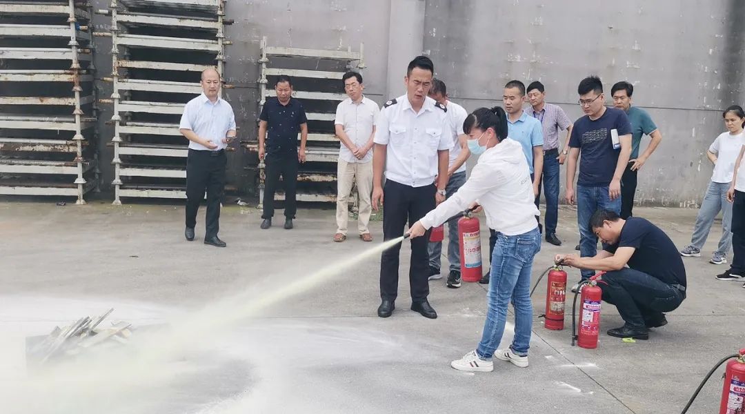 77���� �C ȫ����ȫ����̬�ȵ���������ֱ��ƽ̨