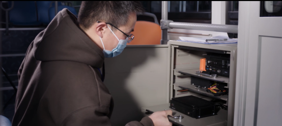 77���� �C ȫ����ȫ����̬�ȵ���������ֱ��ƽ̨