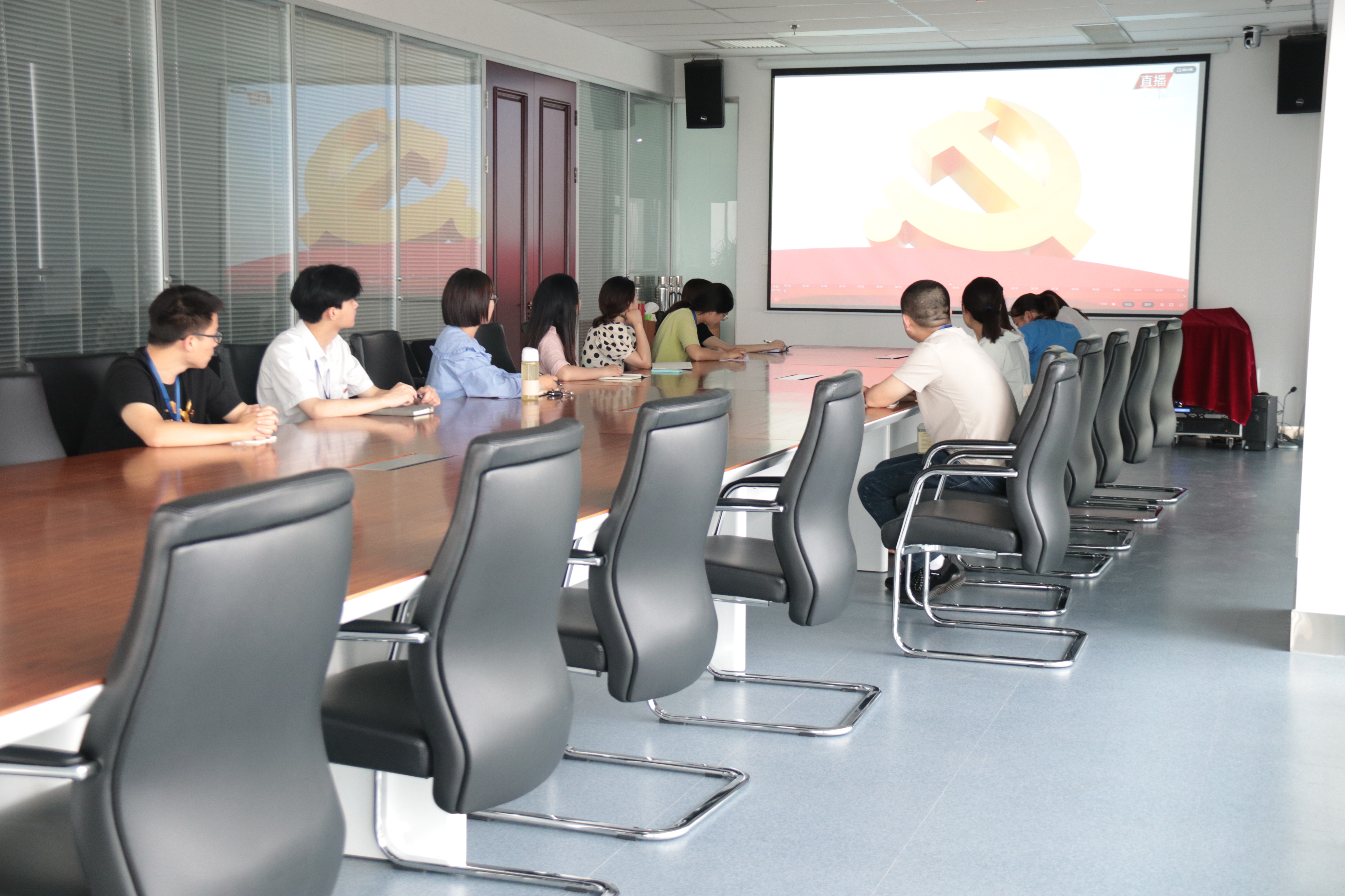 77���� �C ȫ����ȫ����̬�ȵ���������ֱ��ƽ̨